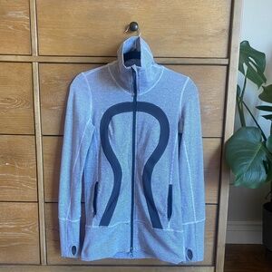 Lululemon In Stride Jacket, Striped, Grey/White, Size 4